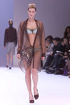 Look 18